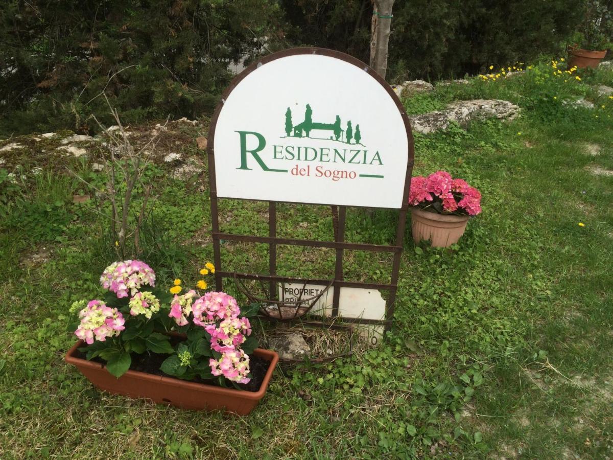 Bed and Breakfast Residenzia Del Sogno Castellina in Chianti Exterior foto